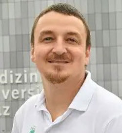 Dr. Martin Hoenigl