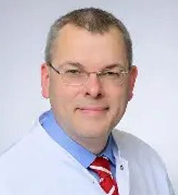 Dr. Oliver Cornely